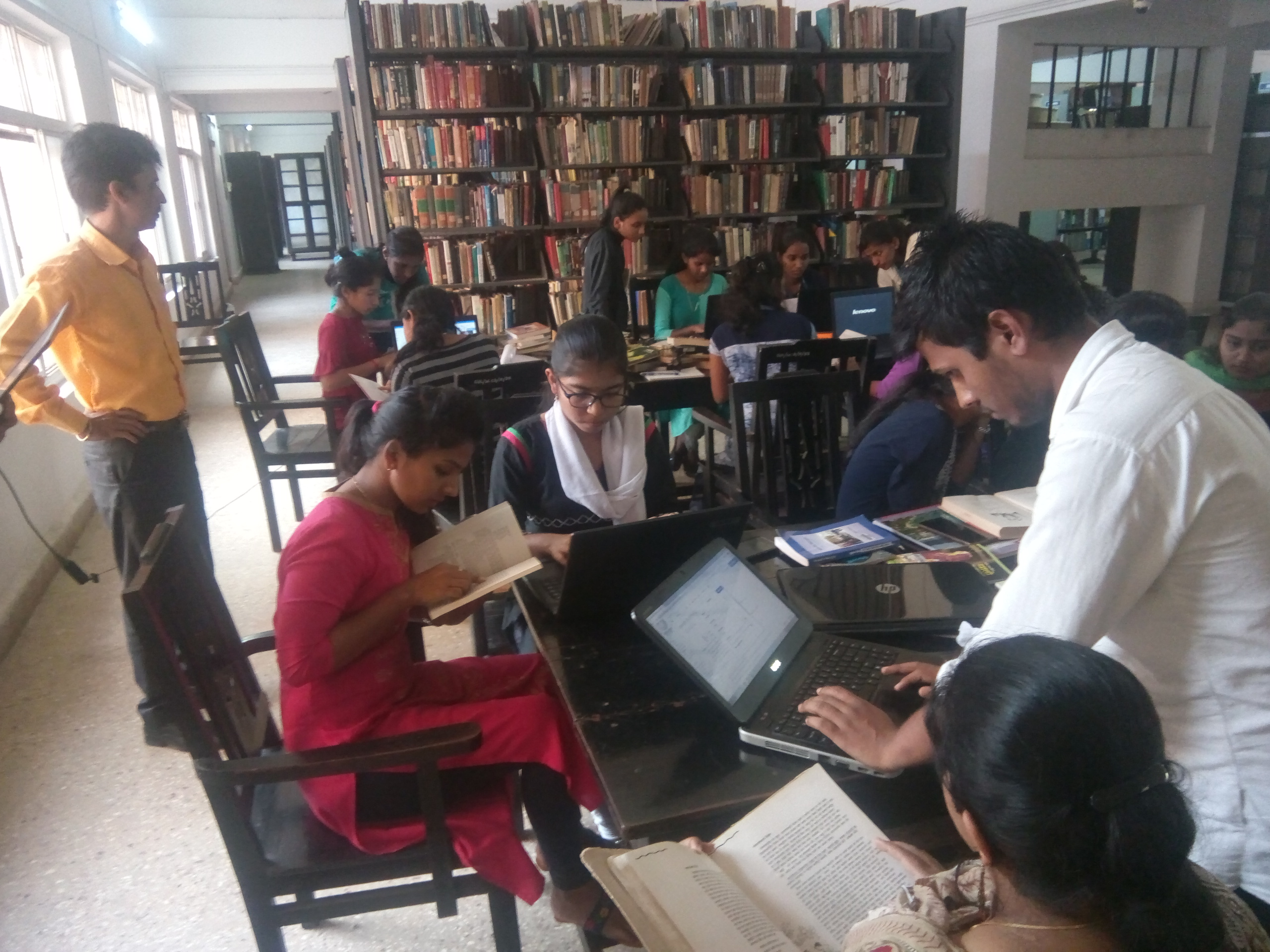 Marathi Wikipedia Workshop & 1lib1ref session at Goa University